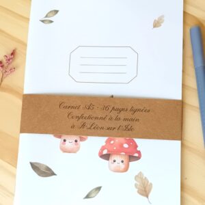 Carnet A5 fait main illustré, couverture florale style anglais, 36 pages lignées, papeterie artisanale création unique