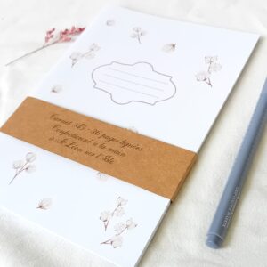 Carnet A5 fait main, couverture imprimée de fleurs de coton, 36 pages lignées. Papeterie artisanale, parfait pour journaling ou suivi de lecture