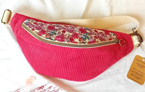 Sac banane rouge, compartiment principal, compartiment intérieur, sangle coton, fabrication artisanale fait main.